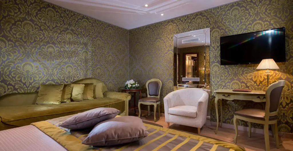 Double Junior Suite (twin beds)