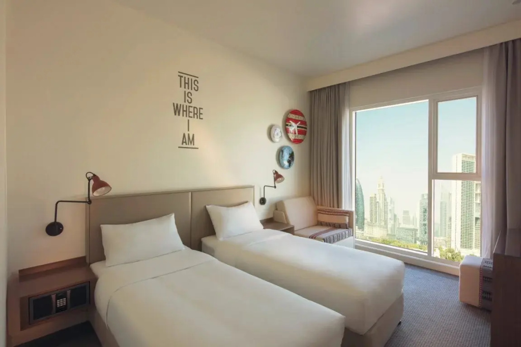 Rover room (twin beds)