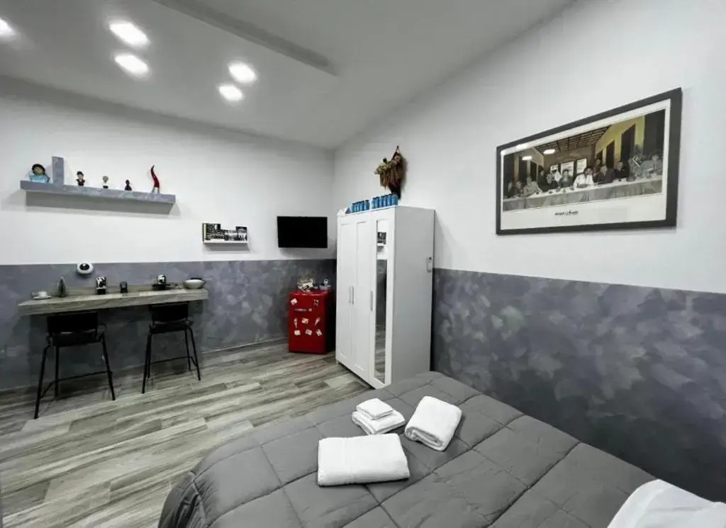 Deluxe Double Studio (full double bed)
