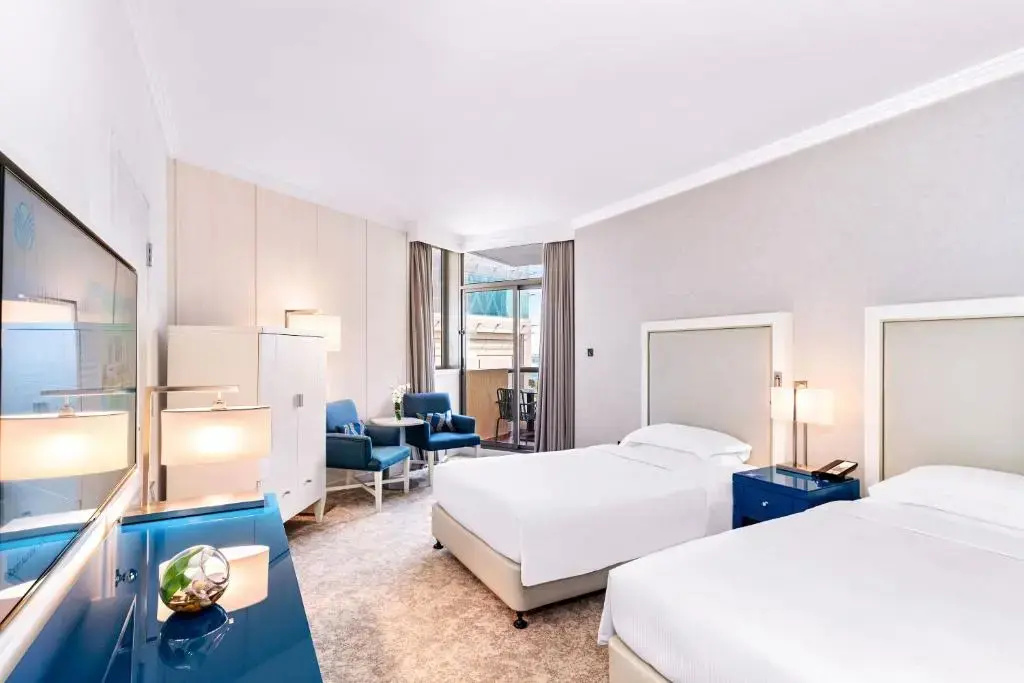 Double room with balcony and with sea view (twin beds)