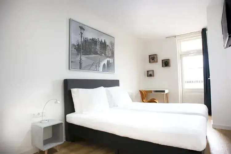 Standard Double room (twin beds)