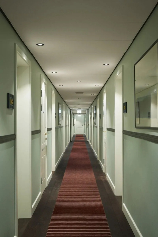 Ascot Hotel & Apartments - фото 19