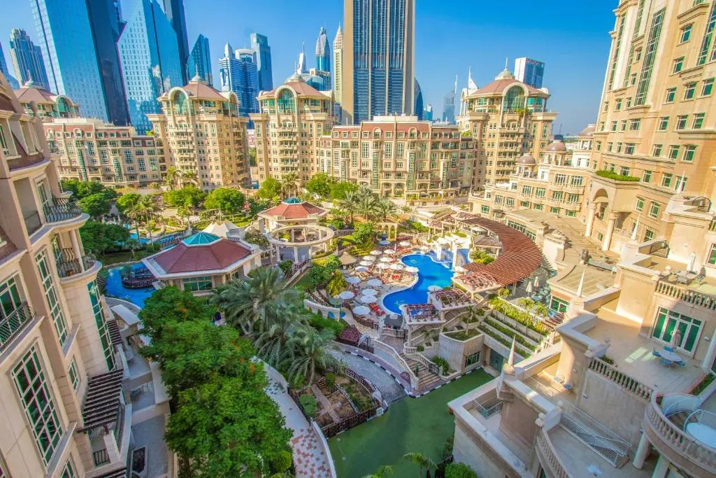 Отель Swissotel Al Murooj Dubai — фото