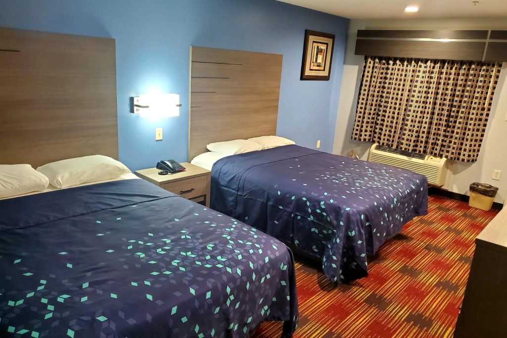 Double room (twin beds)