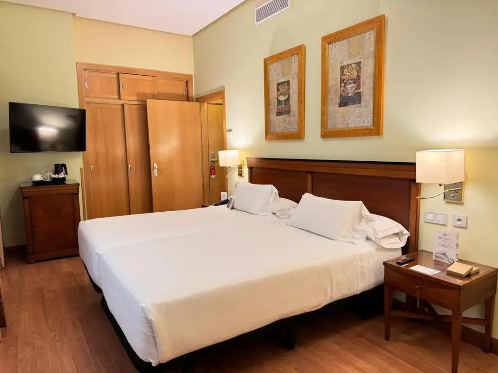 Becquer Hotel, Historic City Center - Chambres