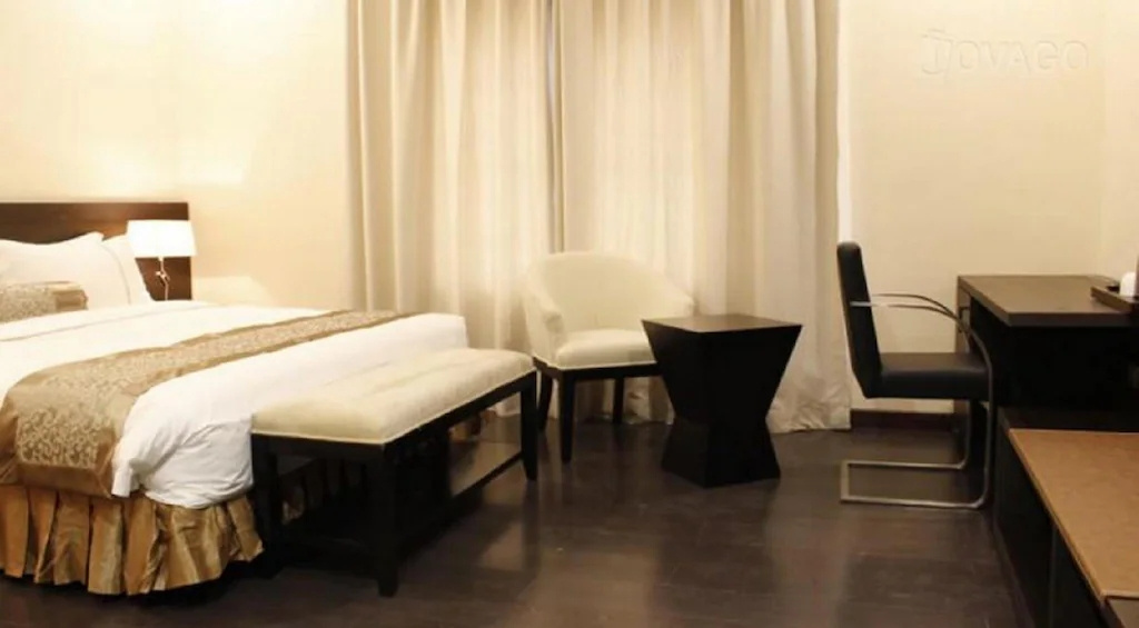 Superior Double room (full double bed)