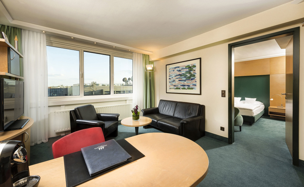 Maritim Pro Arte Hotel Room Type - Double Family Suite (full double bed)