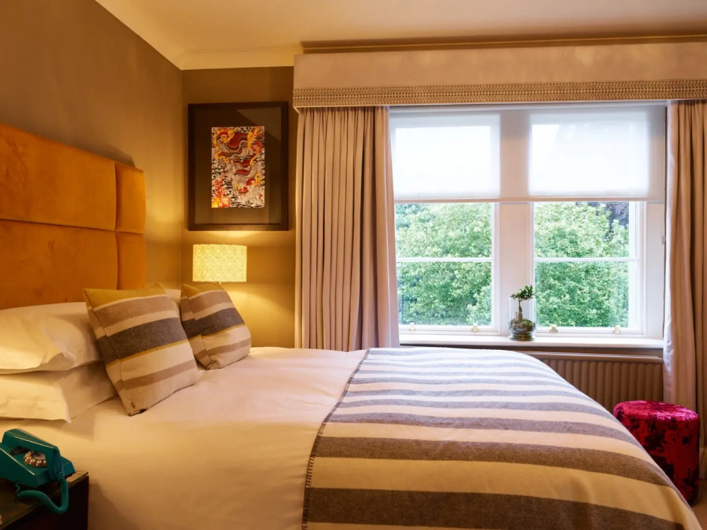 Cosy Double (full double bed)