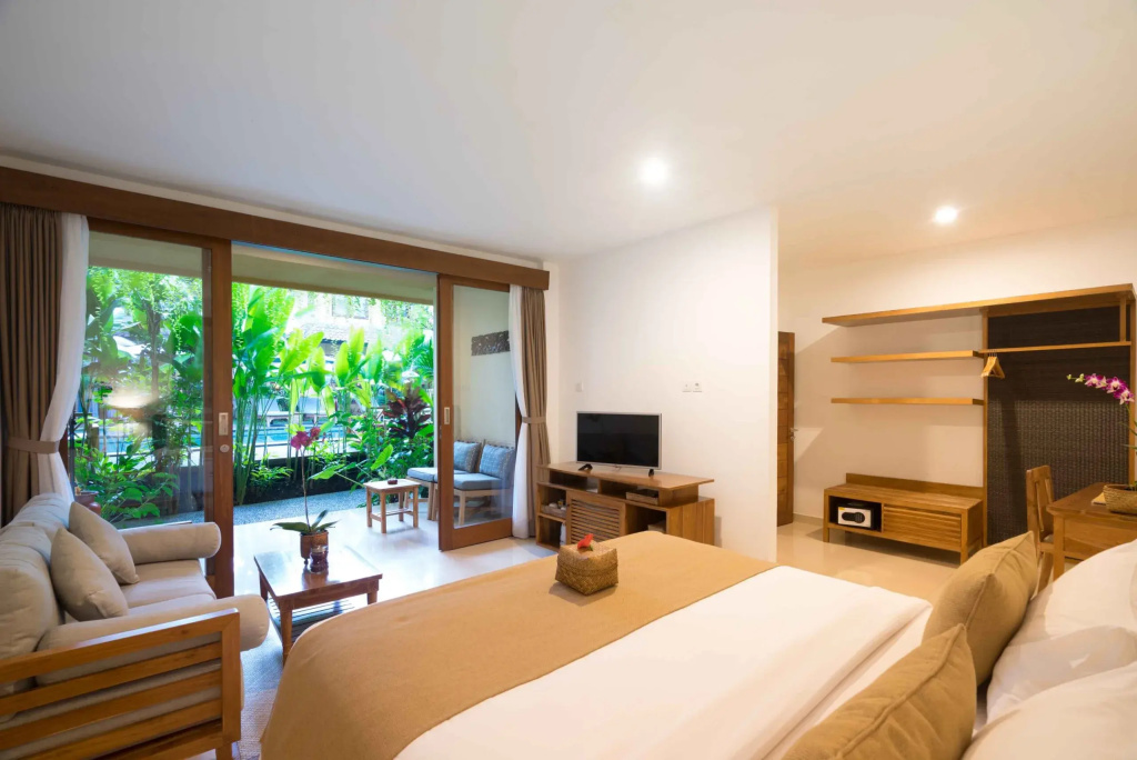 Superior Double room (full double bed)