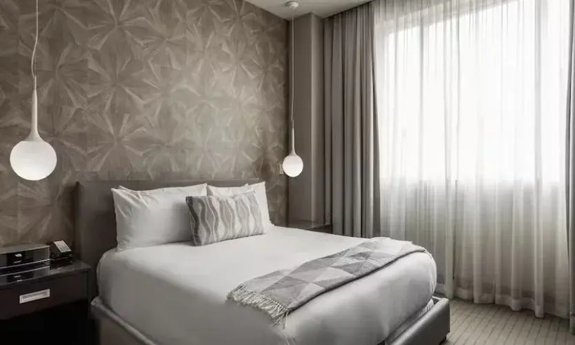 Contemporary Double Suite (full double bed)
