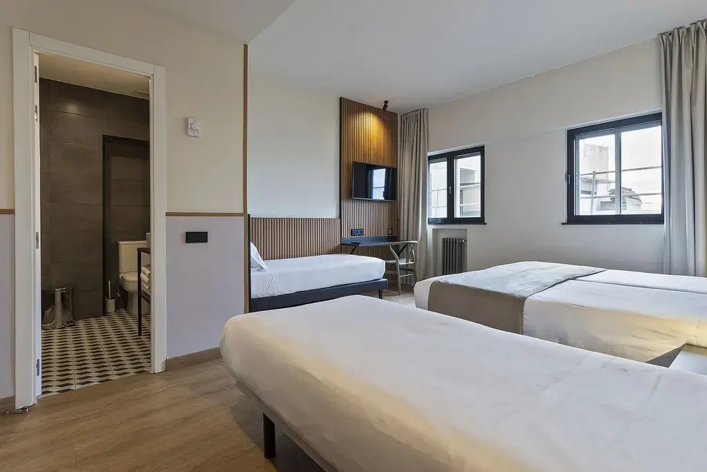Standard Quadruple room
