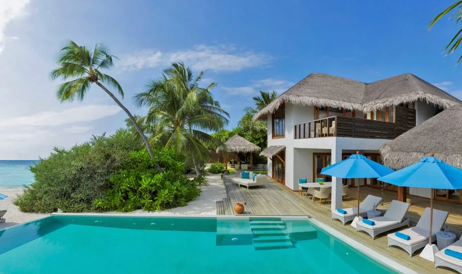 2 Bedrooms Beach Pool Residence