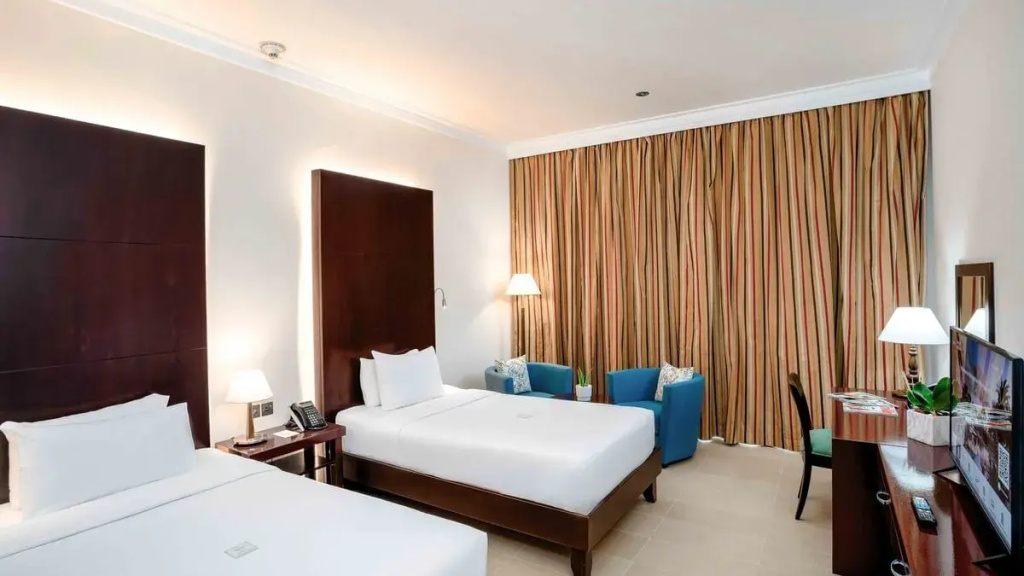 Metropolitan Al Mafraq Hotel - Chambres