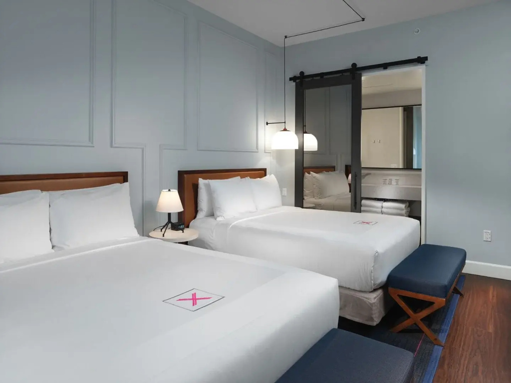 Axiom Hotel - Chambres