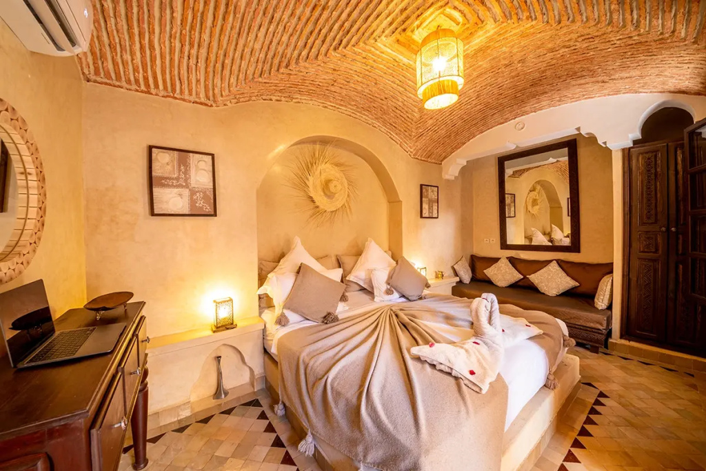 Sidi Abdelaziz Double Suite (full double bed)