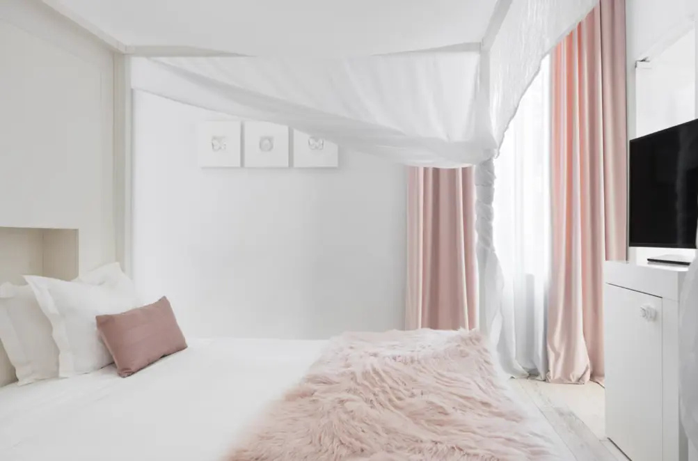 Exclusive Double room (full double bed)