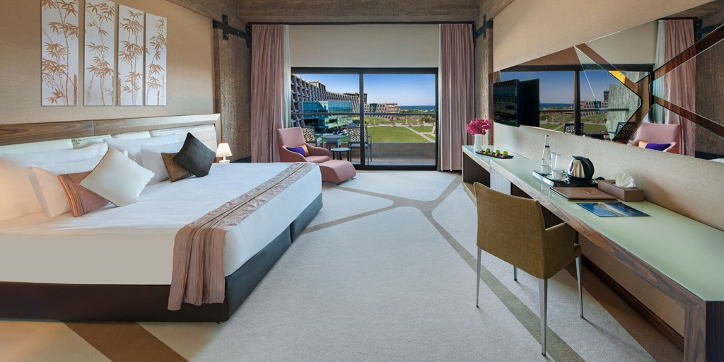 Deluxe 1 ( Main Building) Double room (full double bed)