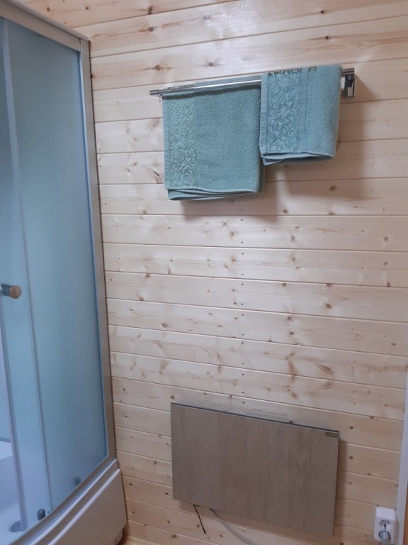 Коттедж с балконом и с красивым видом из окна в Легенда Адыгеи