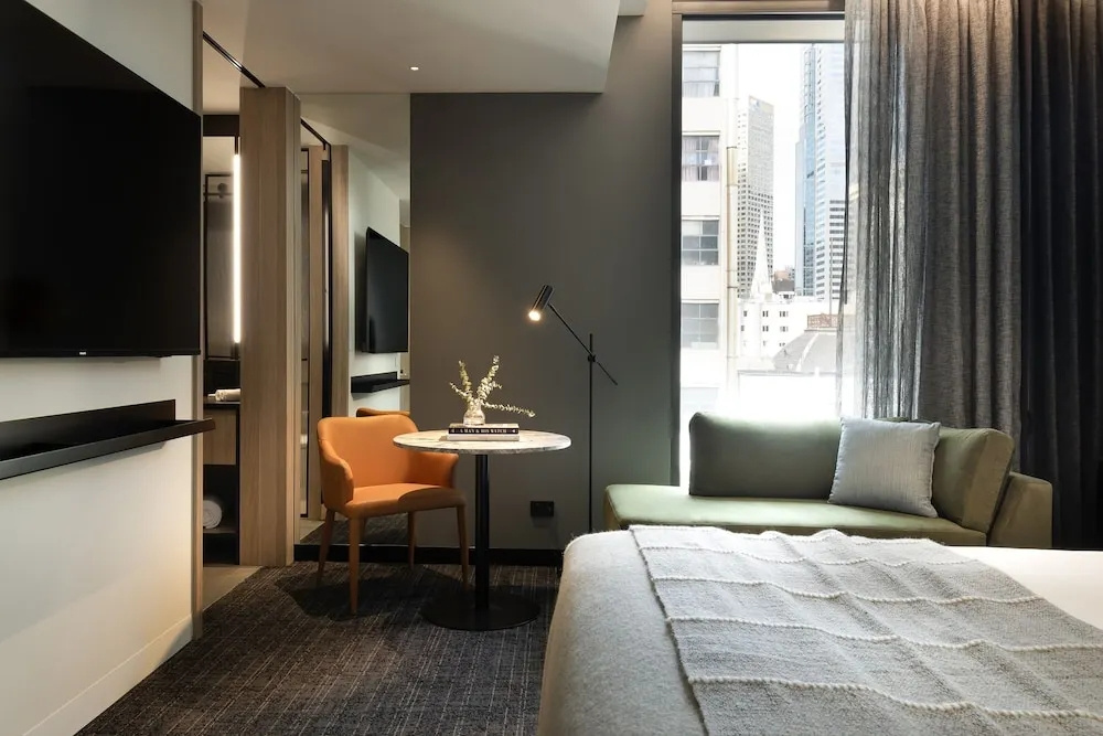 Superior Urban Double room (full double bed)