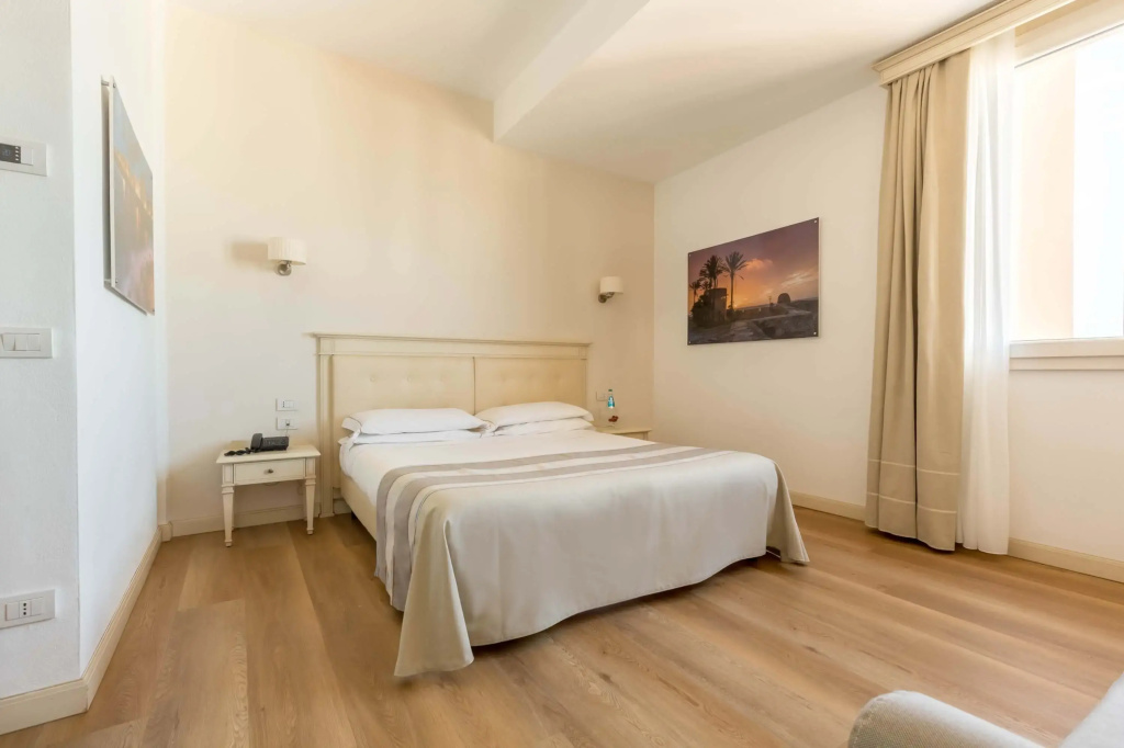 Family Double room (full double bed)