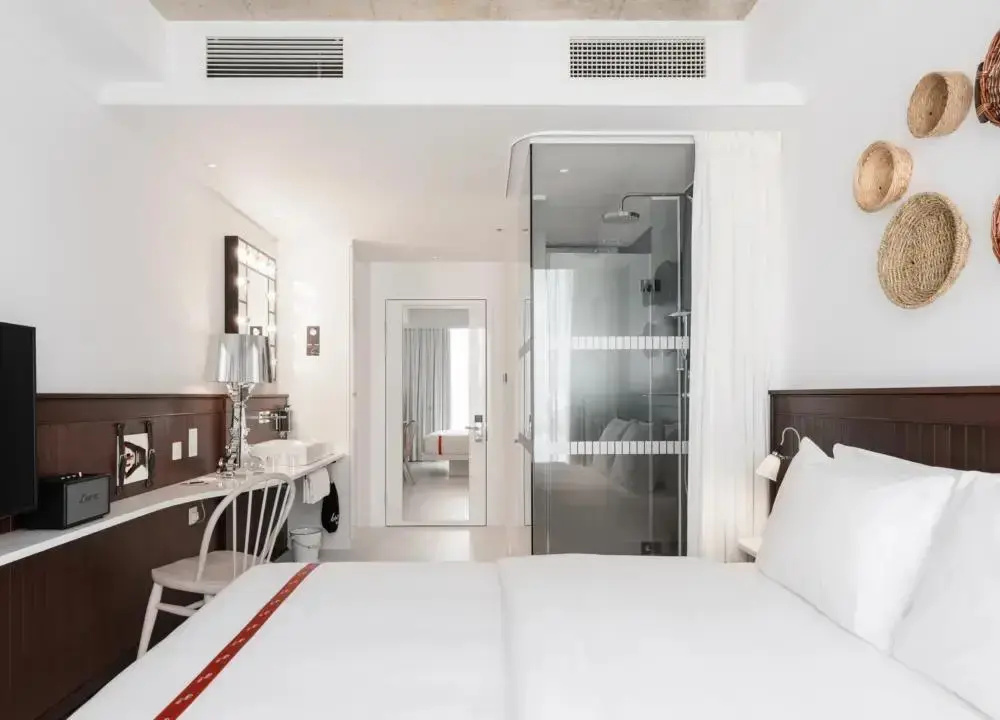 Cosy Double room (full double bed)