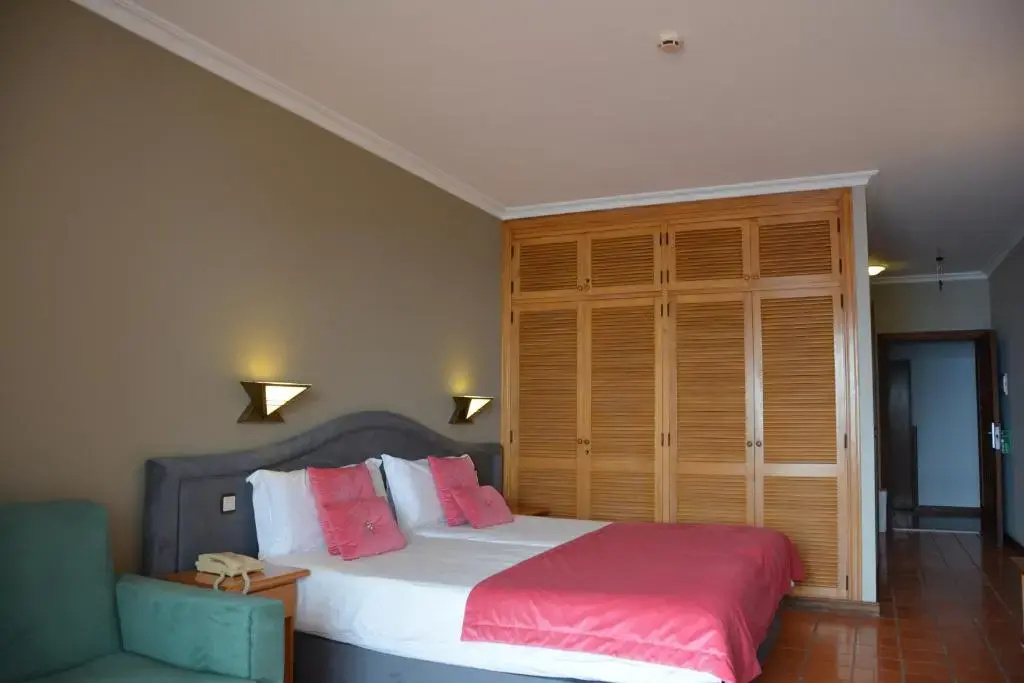 Hotel Jardim Atlantico - Chambres