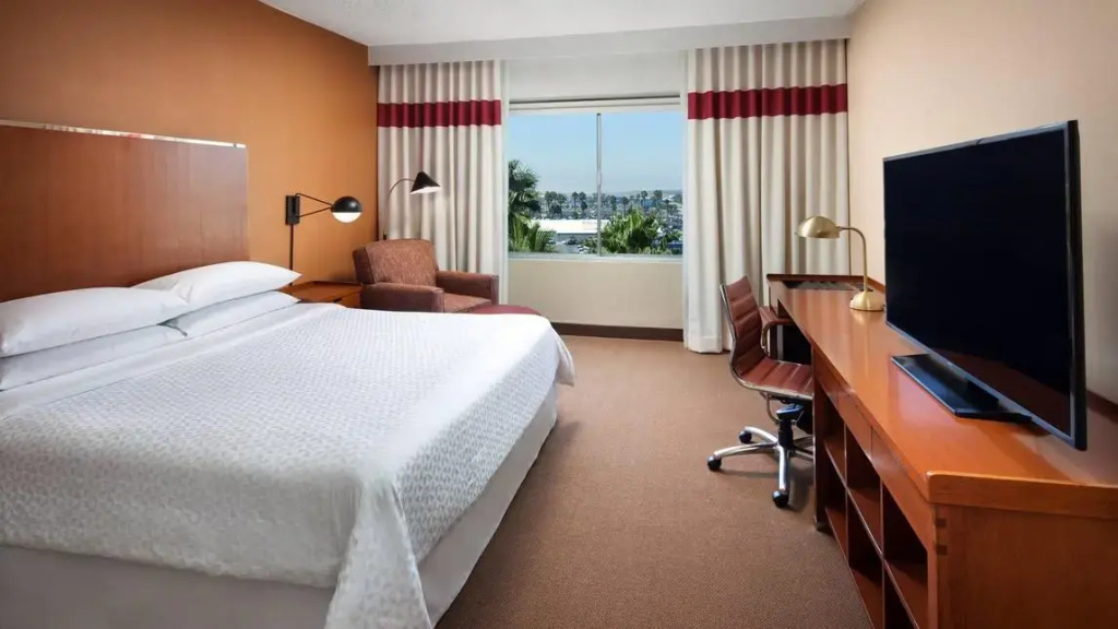 Four Points by Sheraton Los Angeles International Airport (USA) - Chambres