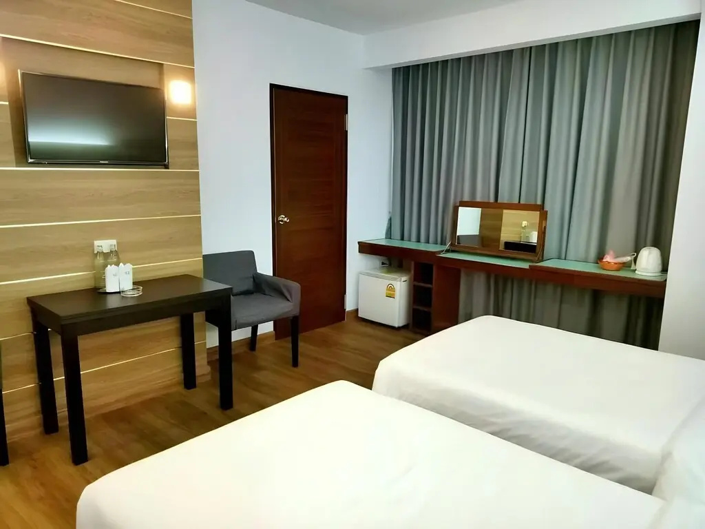 Deluxe Double room (twin beds)