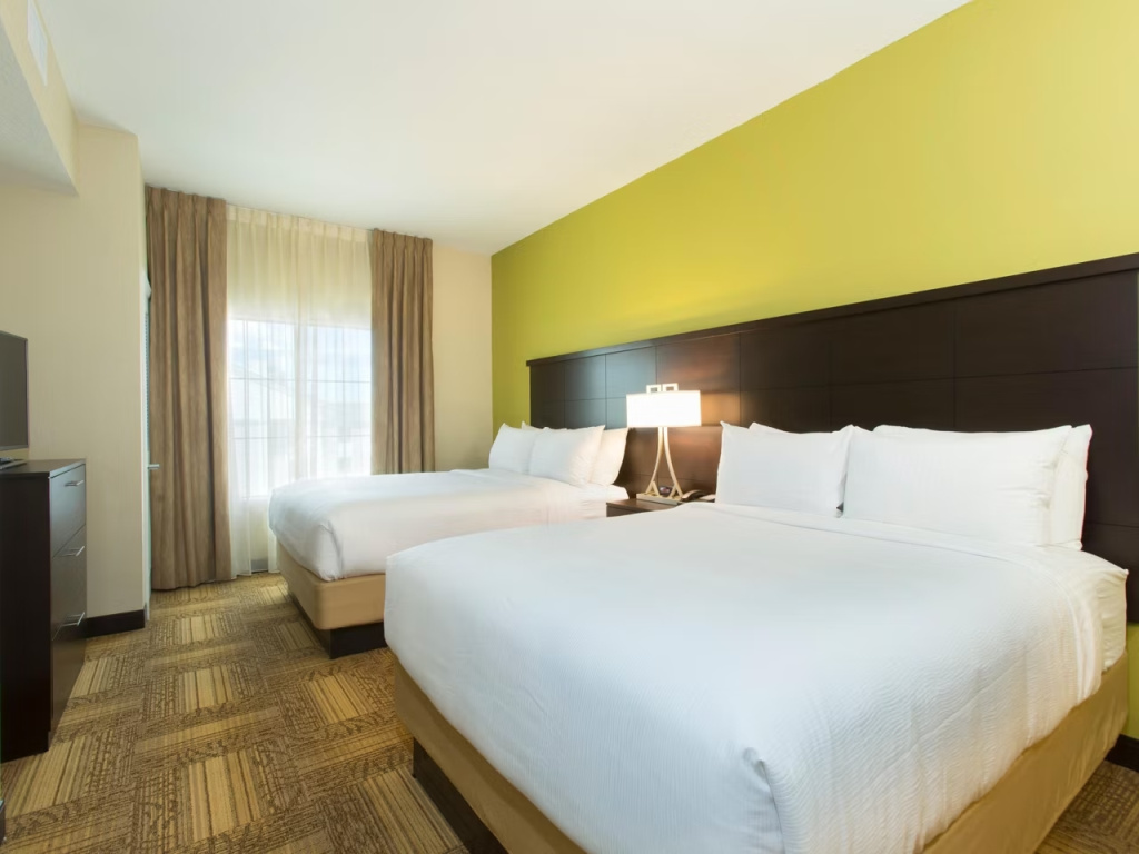 Staybridge Suites Orlando at SeaWorld by IHG - Chambres