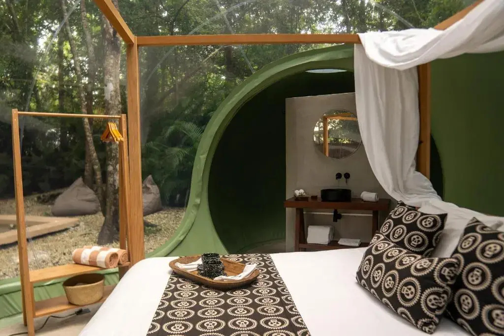 Premium Double Bubble Suite with Jungle view (full double bed)