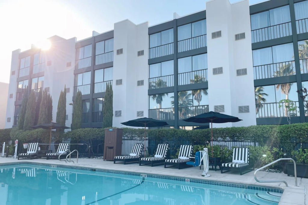 Marin Hilltop Hotel