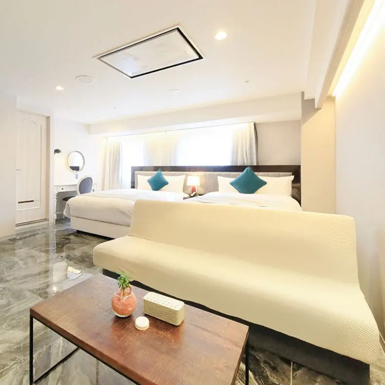 Superior Family room