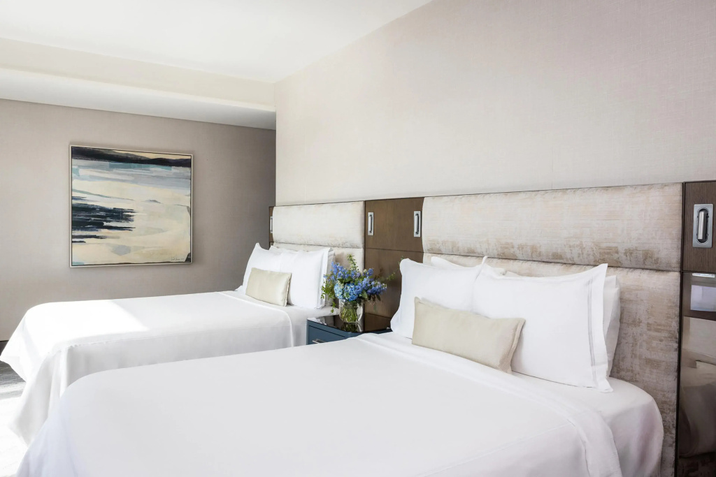 Classic Quadruple room with Greenway View