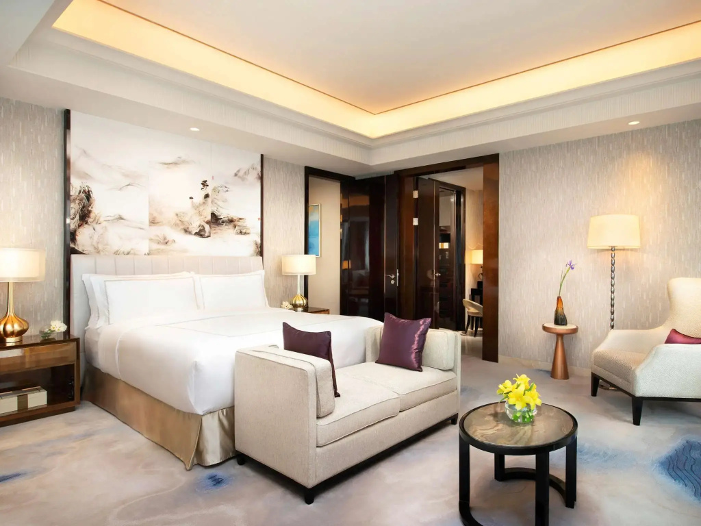 Signature Double Suite (full double bed)