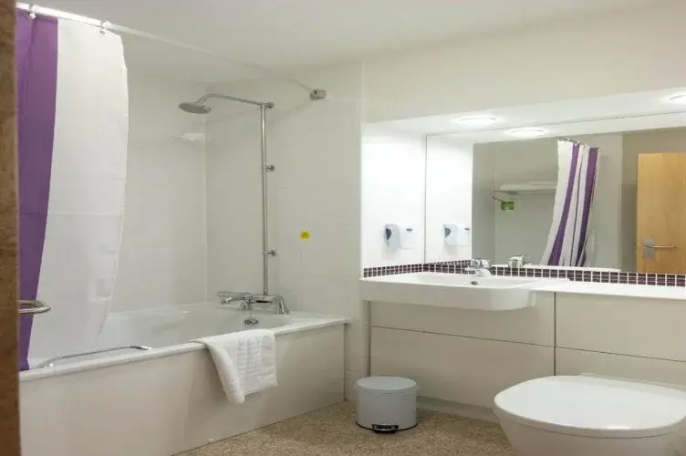 Premier Inn Cardiff City South - Chambres