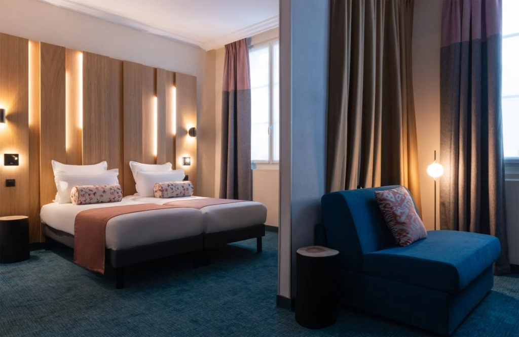 Double Junior Suite (full double bed)