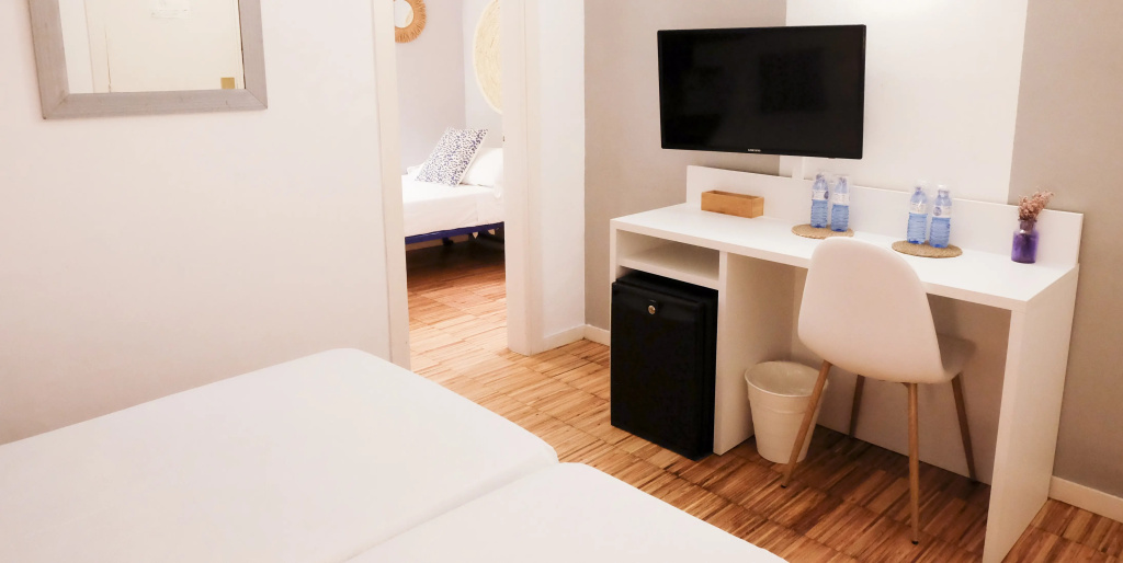 Triple room