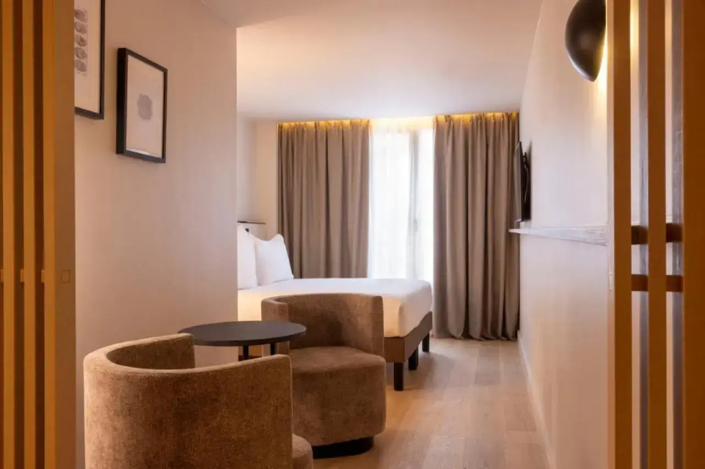Hotel photo 12