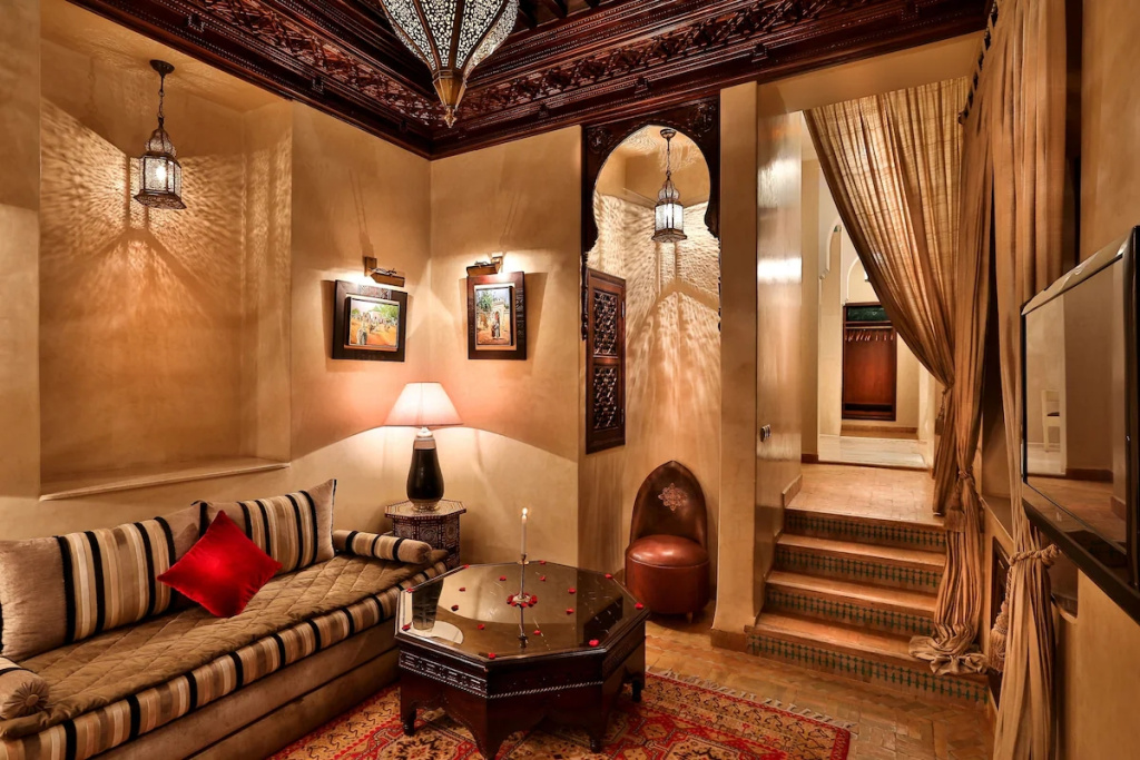 Royal Double Suite (full double bed)
