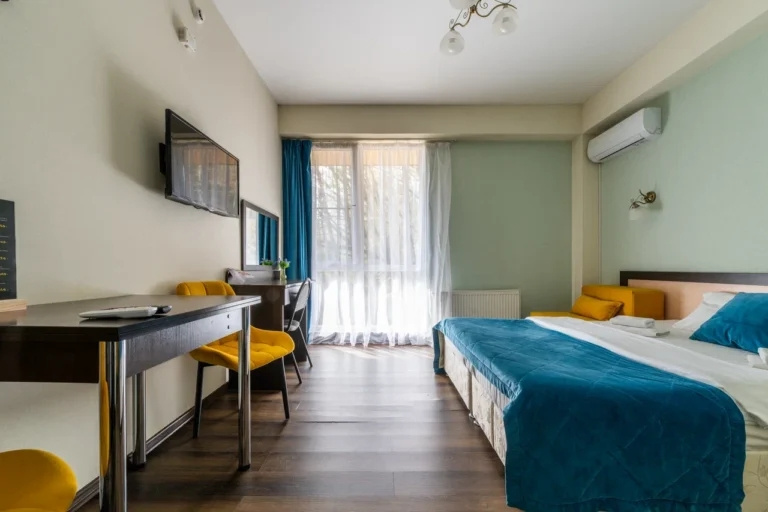 Superior Double Studio (full double bed)