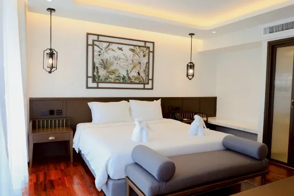 Royal Double Suite (full double bed)