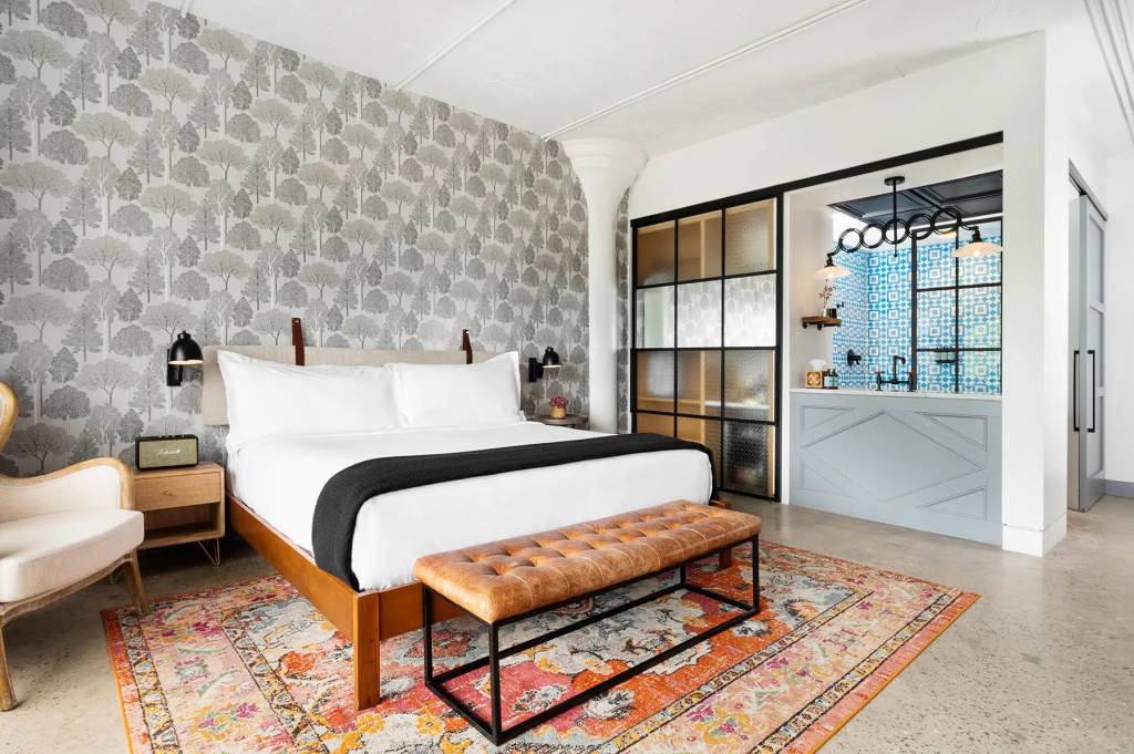 Bigger Double Studio (full double bed)