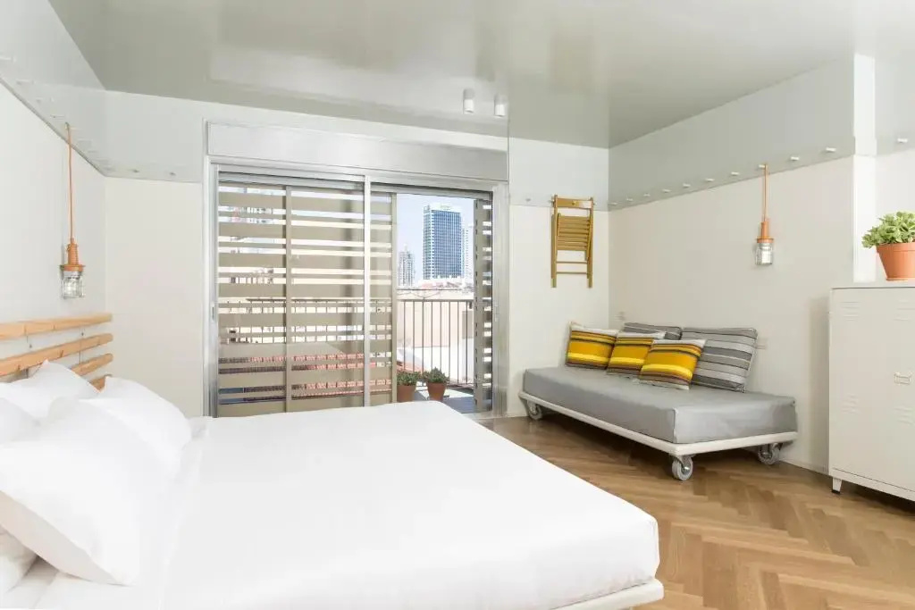 Superior Double room (full double bed)