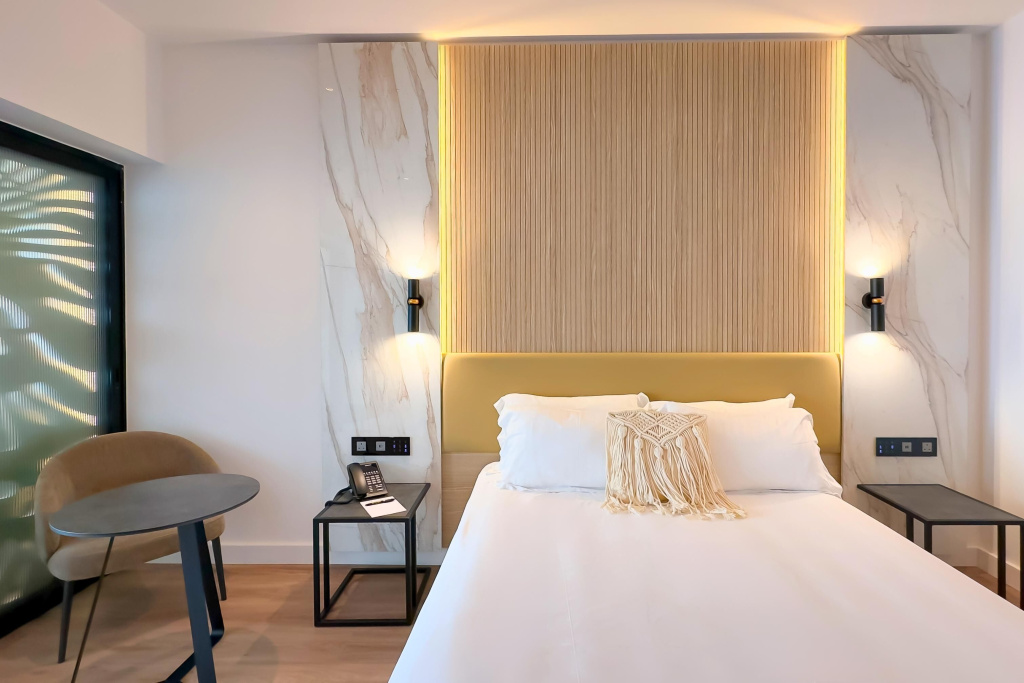 Cavo Maris Beach Hotel - Chambres