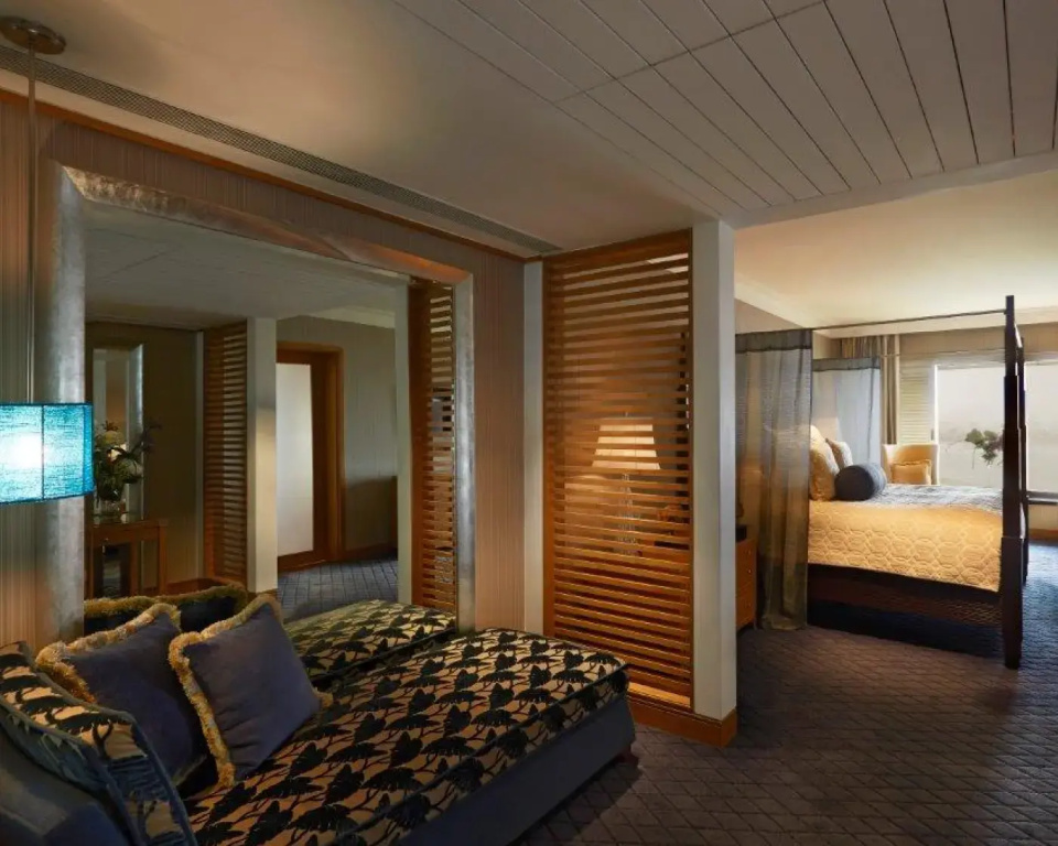 Presidential Double Suite with sea view (full double bed) (king size bed)