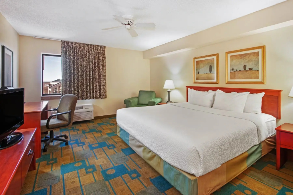 La Quinta Inn & Suites by Wyndham Albuquerque Journal Ctr NW - Chambres