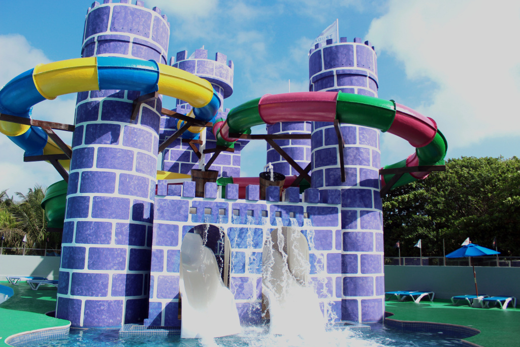 Seadust Cancún Beach Resort  All Inclusive