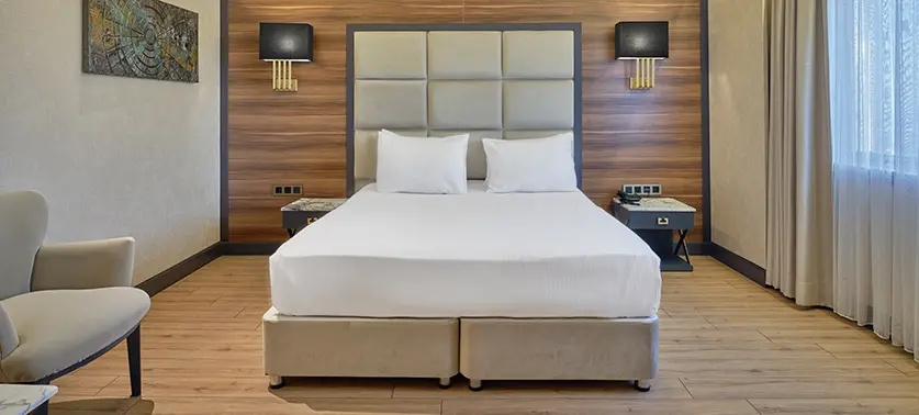 Superior Double room with city view (full double bed)