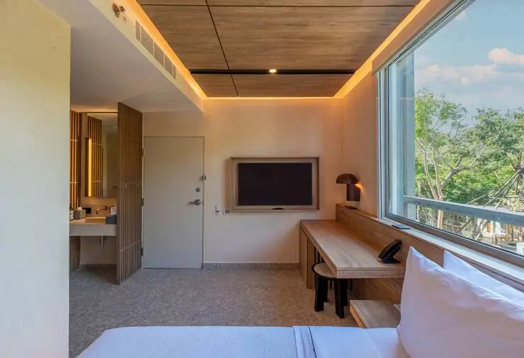 Mobility/Hearing Accessible Double room with view (full double bed)