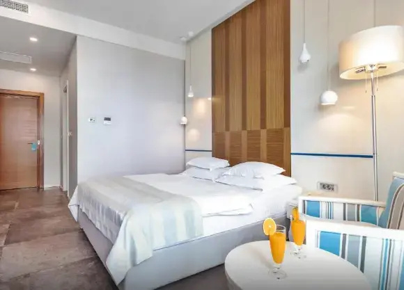 Family Quadruple room with balcony and with sea view